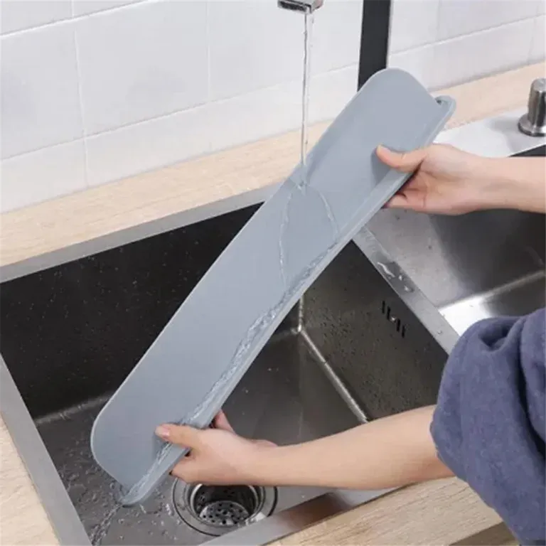 Silicone Sink Splash Guard with Strong Suction Cups – Water Splash Protector for Kitchen & Bathroom
