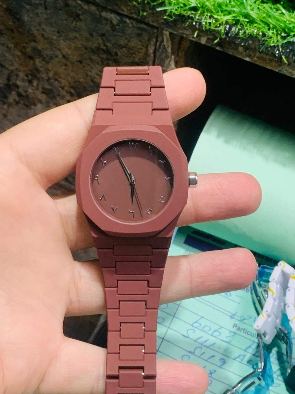 Elegant Minimalist Watch – Eastern Arabic Numerals | Integrated Octagonal Bezel Case | Luxury Minimal Design