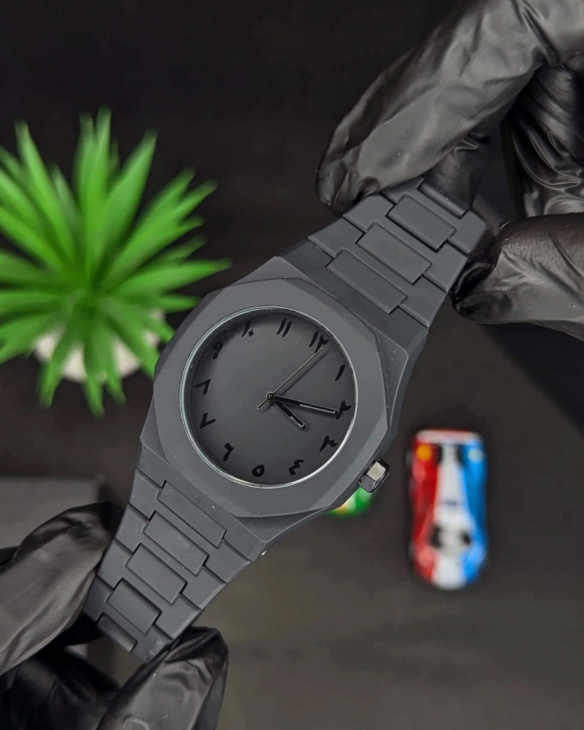 Black Aura Couple Watch – Stylish Matching Watches for Men & Women